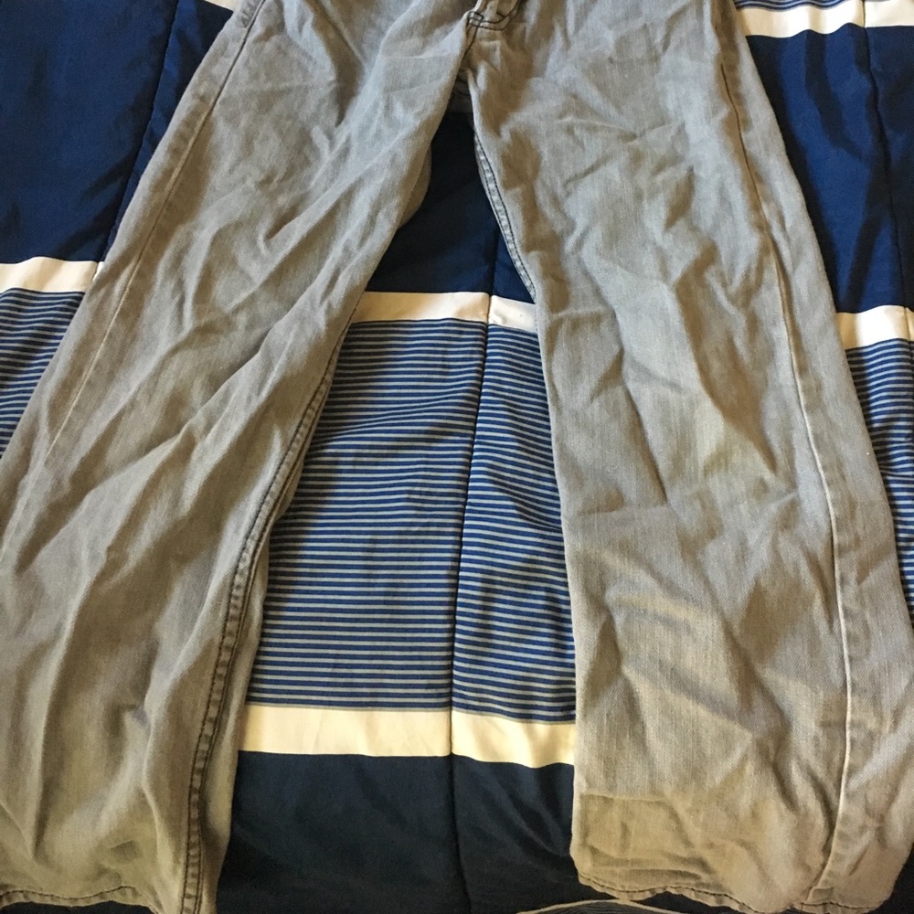 Levi’s - Picture 2 of 2
